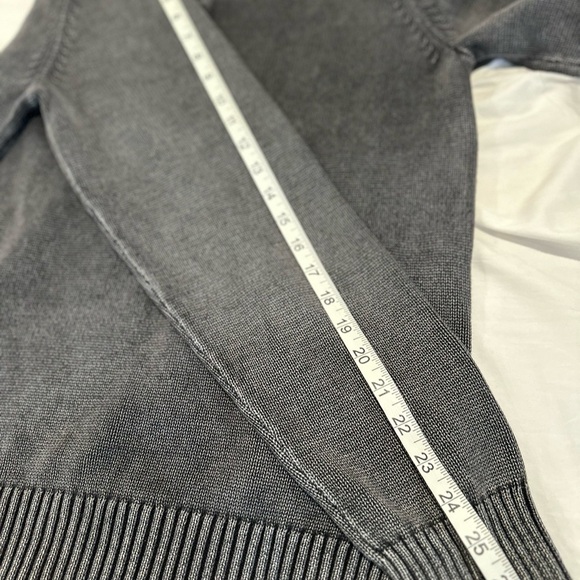 Rock & Republic Men's XL 100% Cotton Mock Neck Henley Faded Pullover Sweater. - Picture 5 of 15